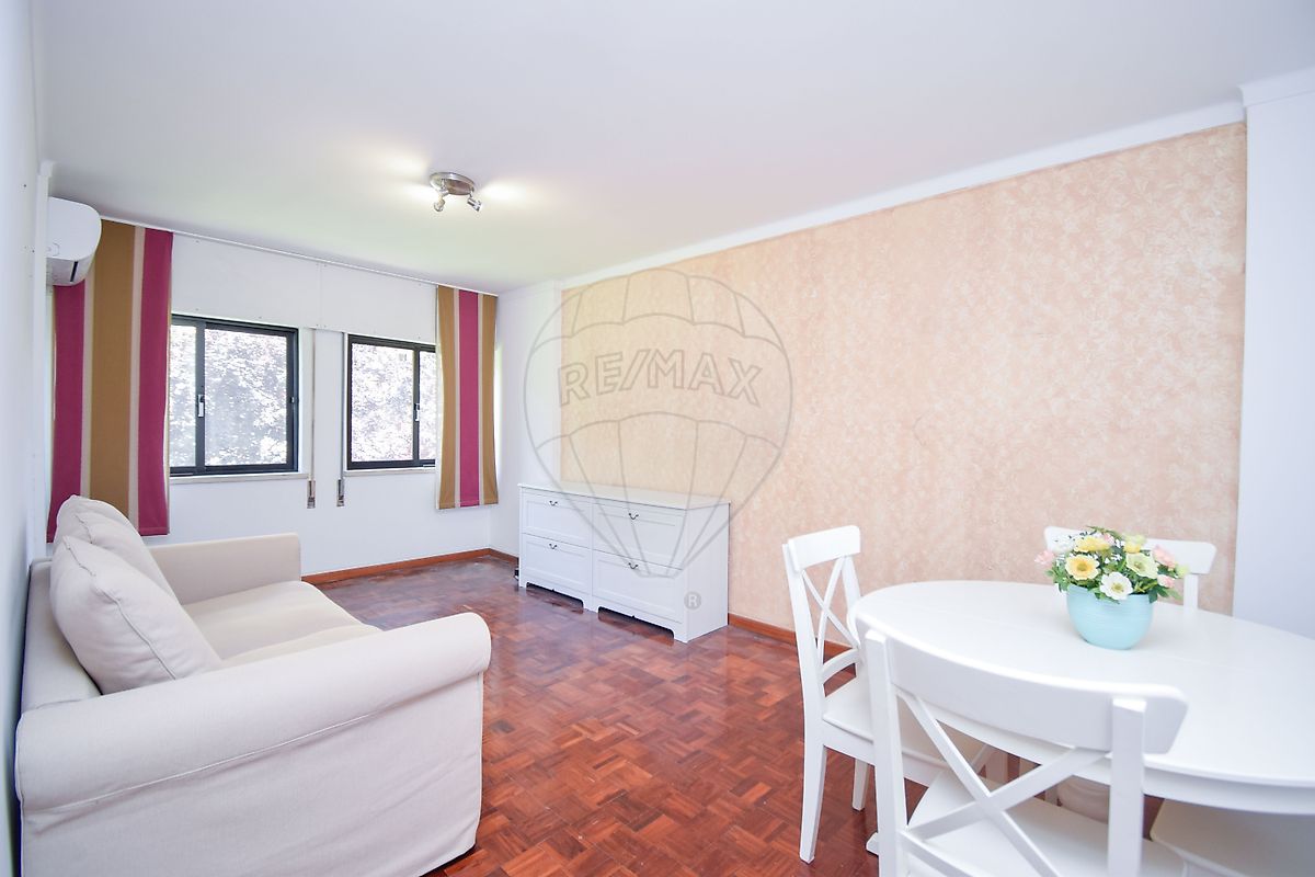 Apartamento T2 para arrendamento