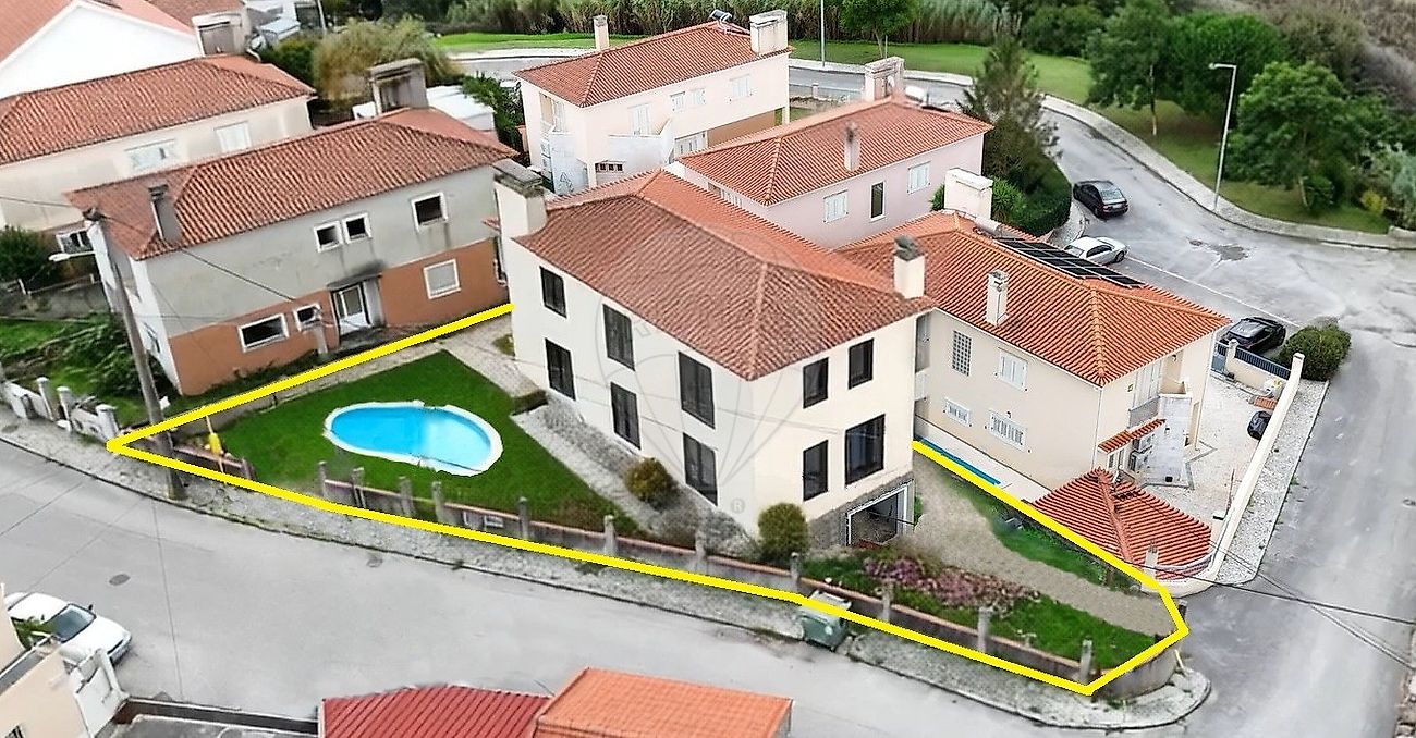 Moradia T4 para venda