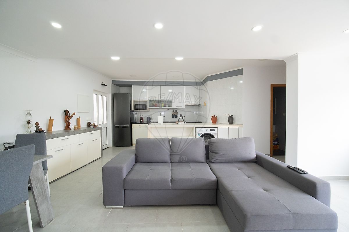Moradia T2 para venda