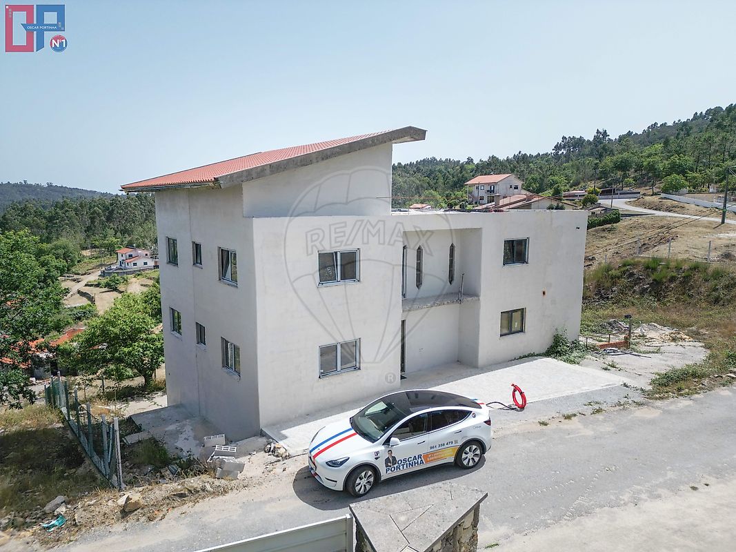 Moradia T6 para venda