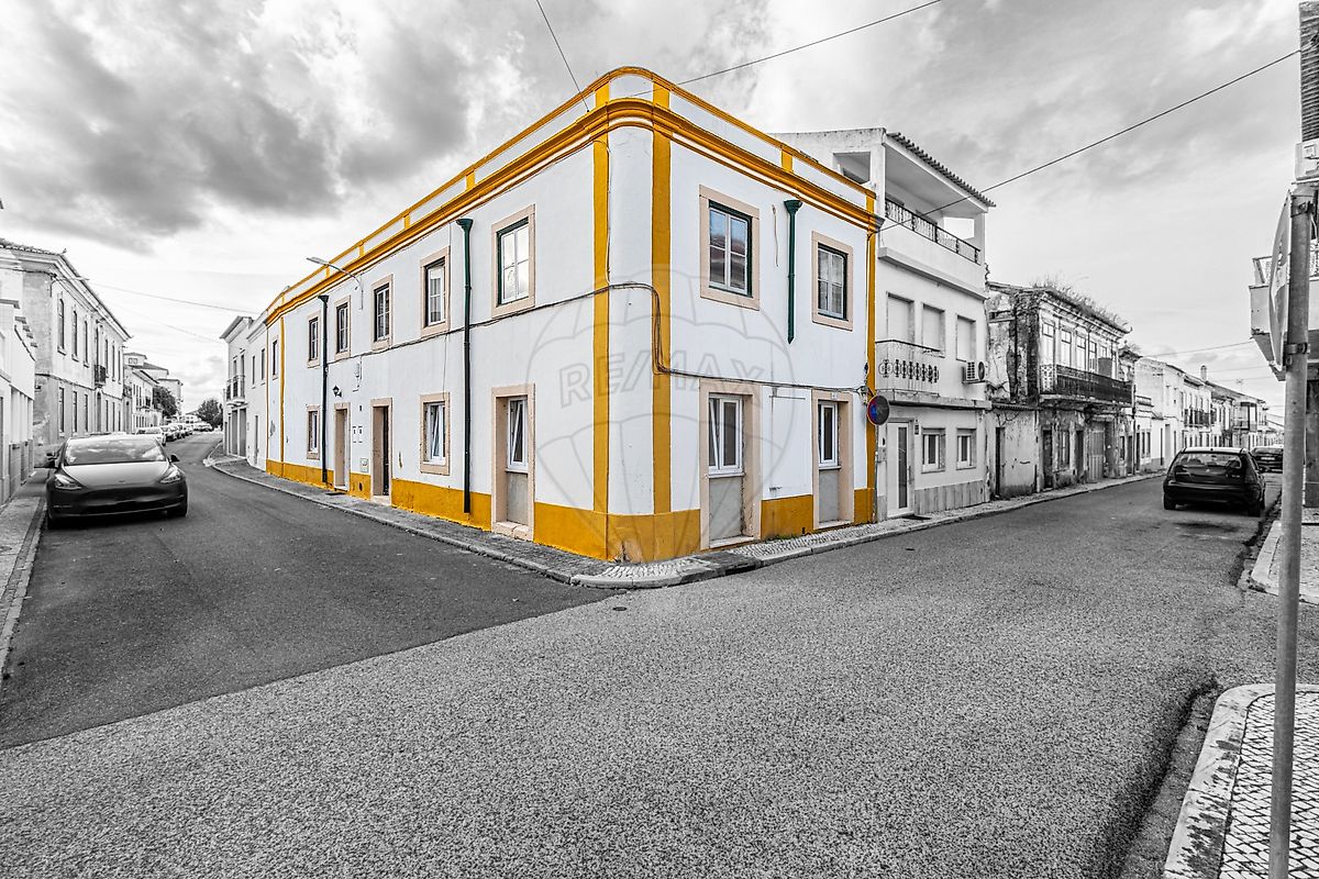 Moradia T7 para venda