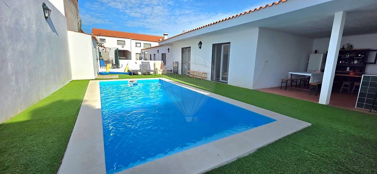 Moradia T4 para venda