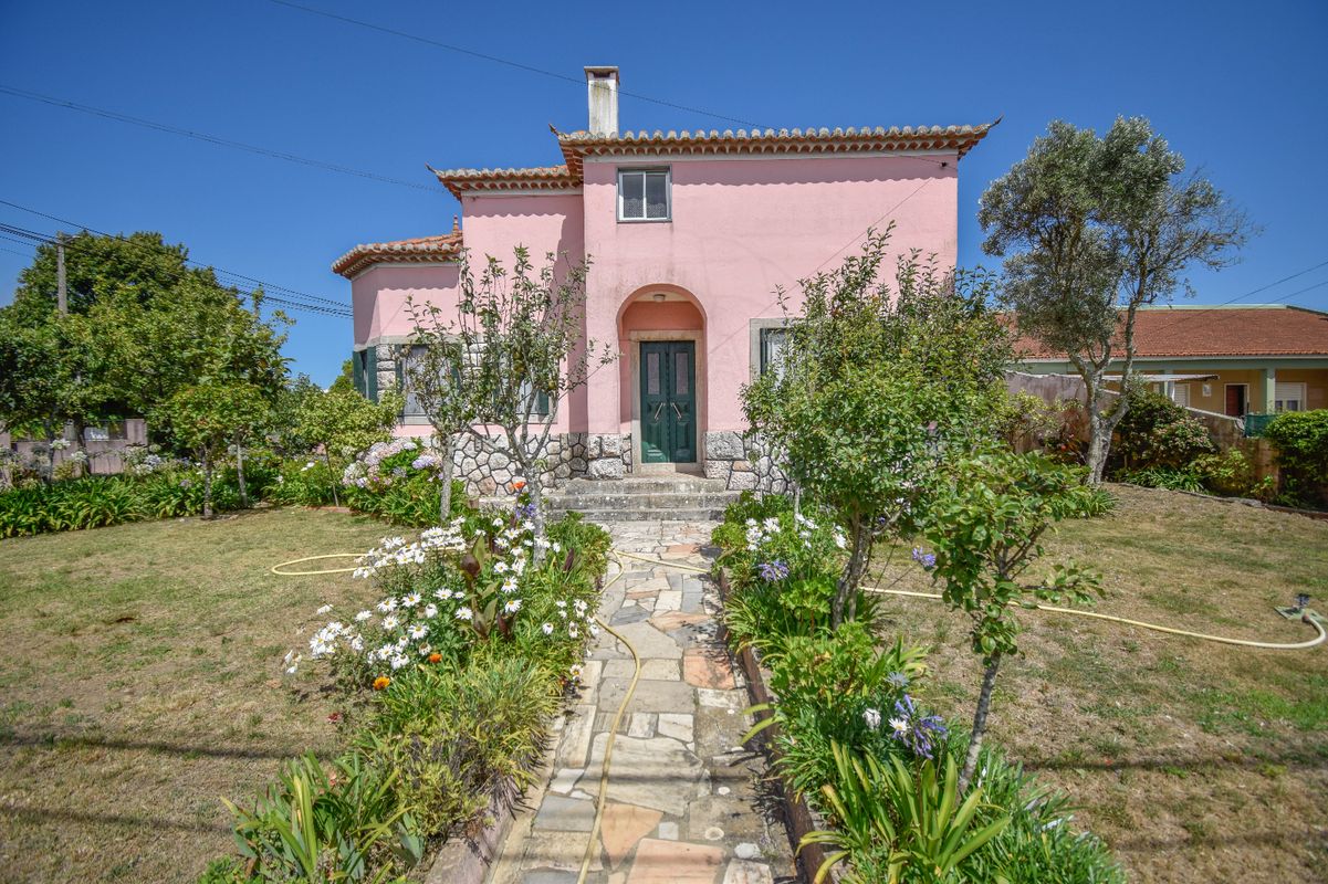 Moradia T4 para venda