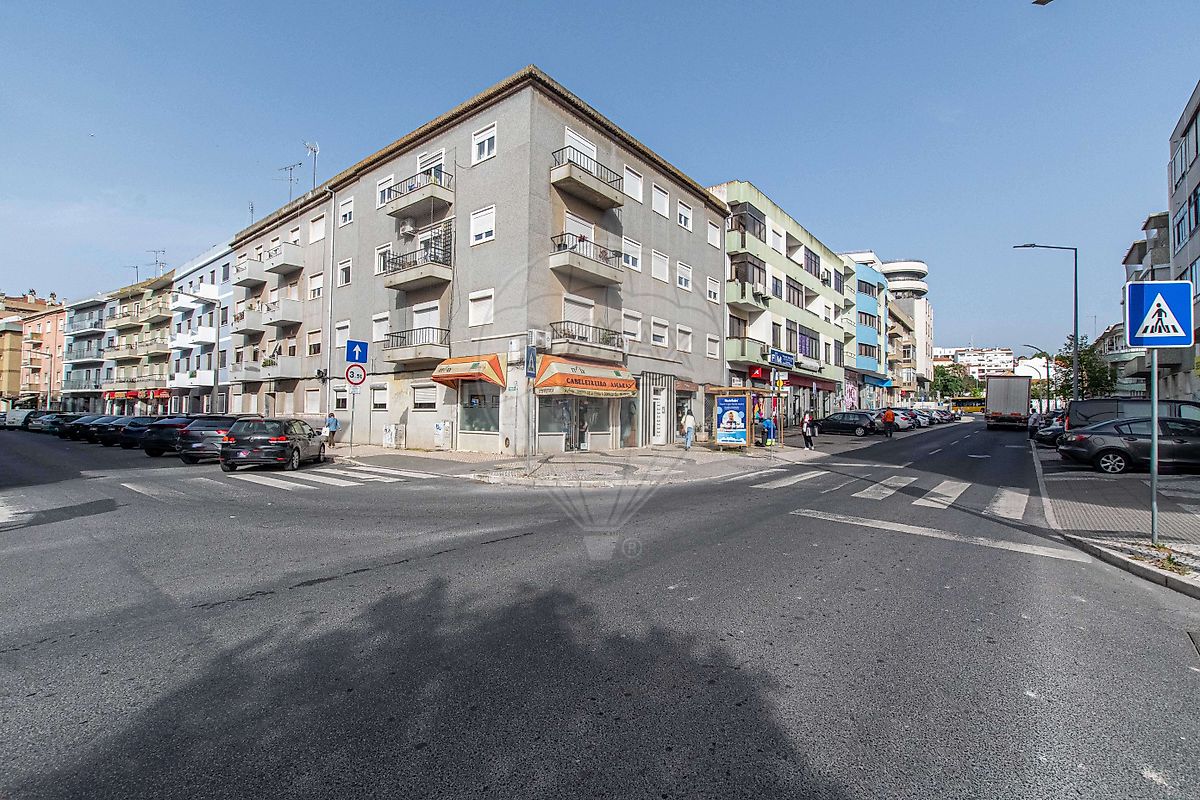 Apartamento T4 para venda