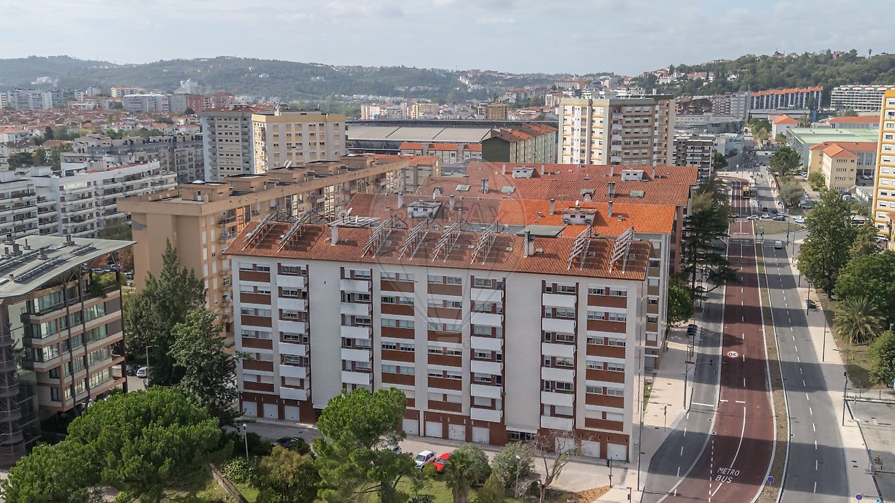 Apartamento T4 para arrendamento