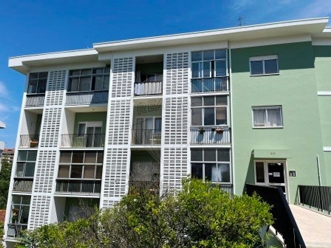 Apartamento T1 para arrendamento