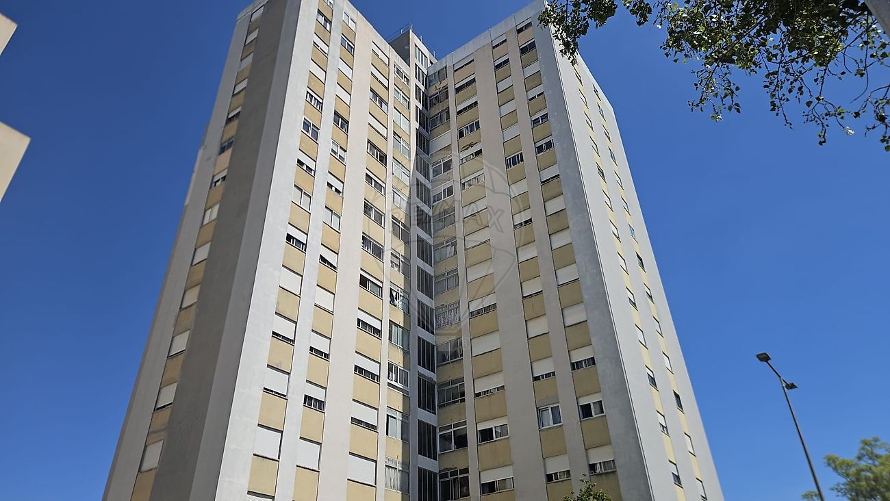 Apartamento T4 para venda
