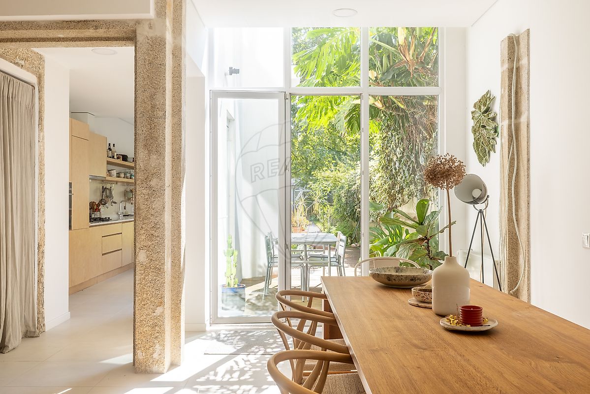 Moradia T4 para venda