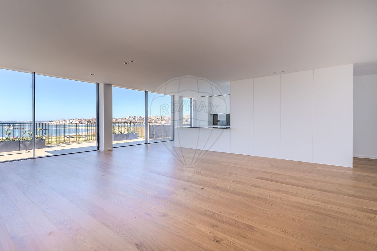 Apartamento T4 para venda