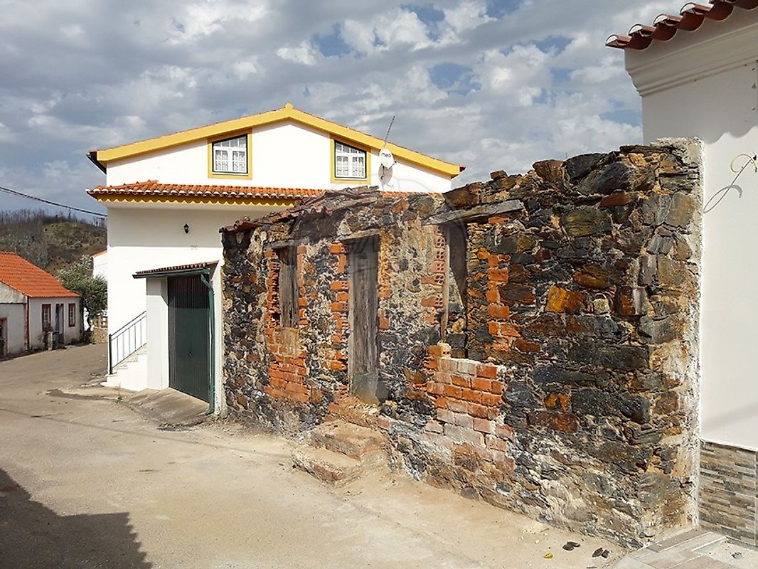 Moradia T2 para venda