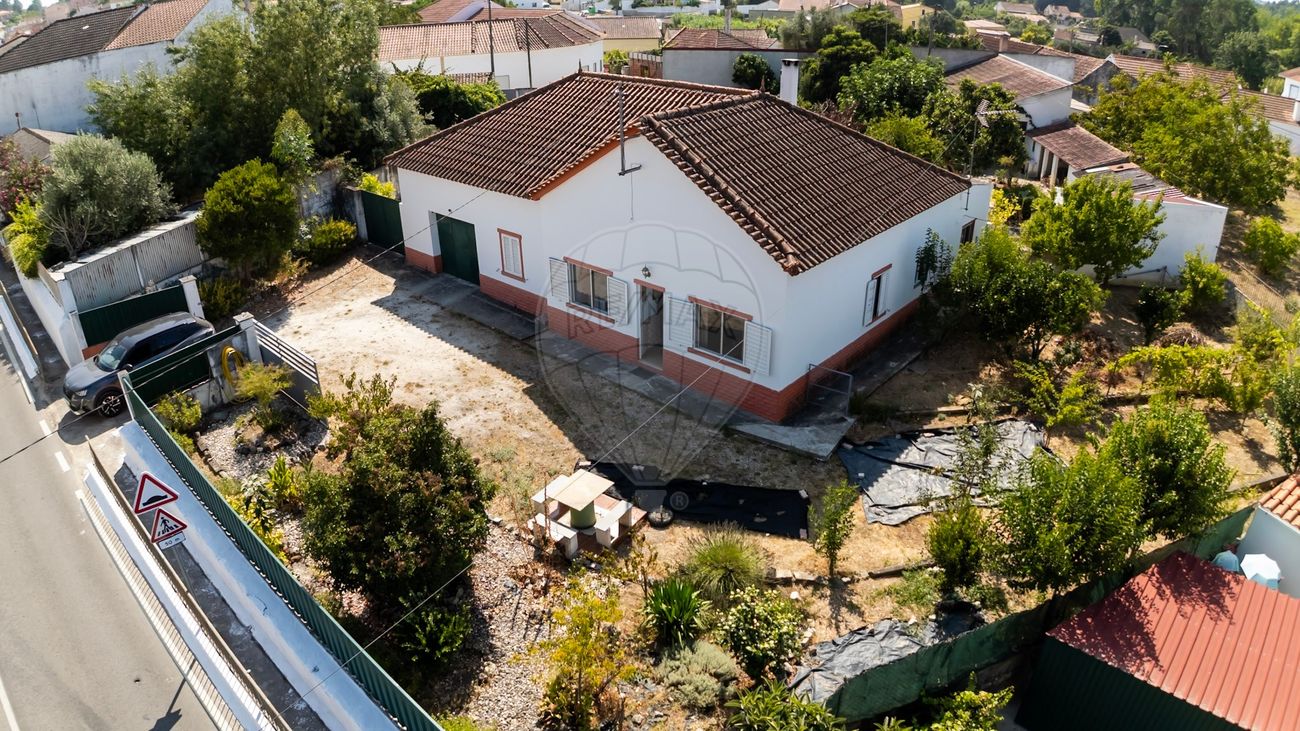 Moradia T4 para venda