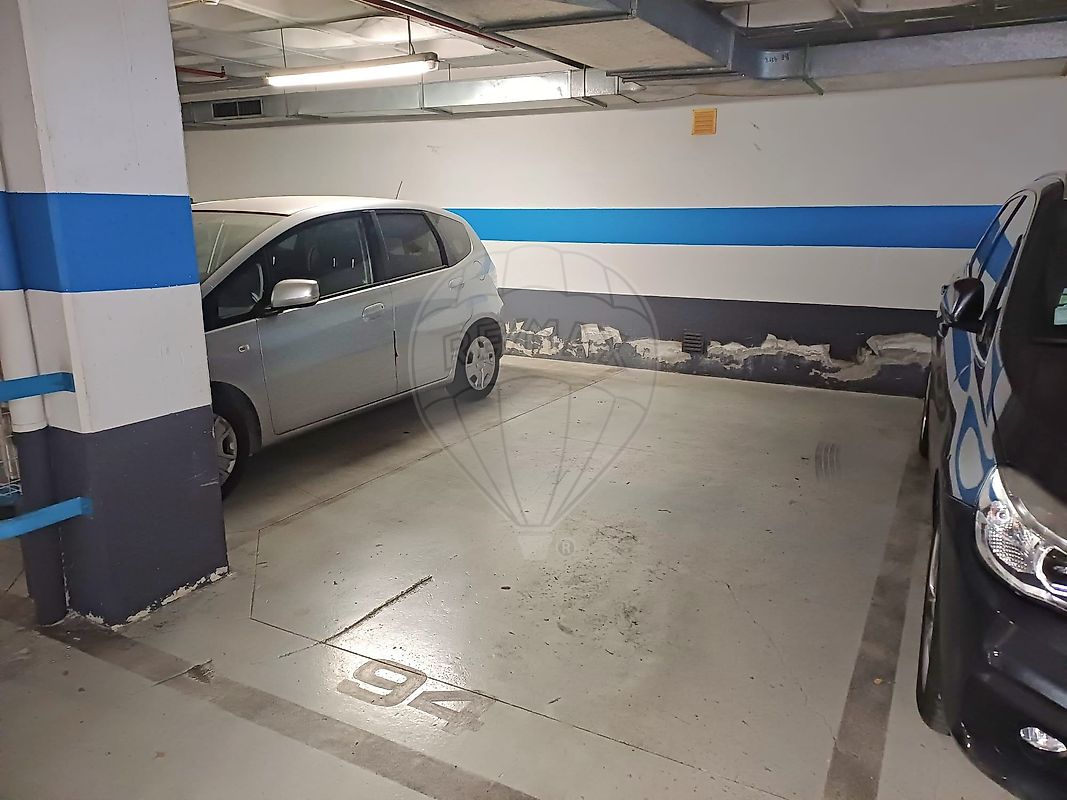 Garagem  para arrendamento