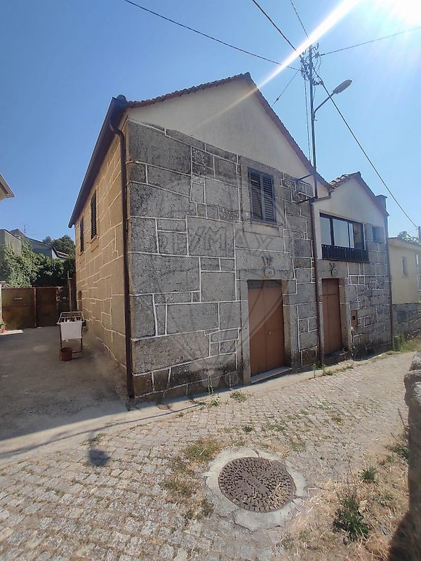 Moradia T2 para venda