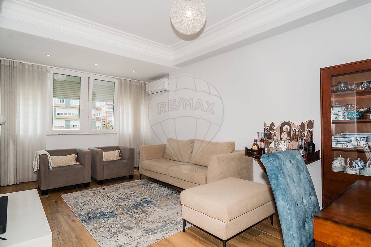 Apartamento T4 para venda