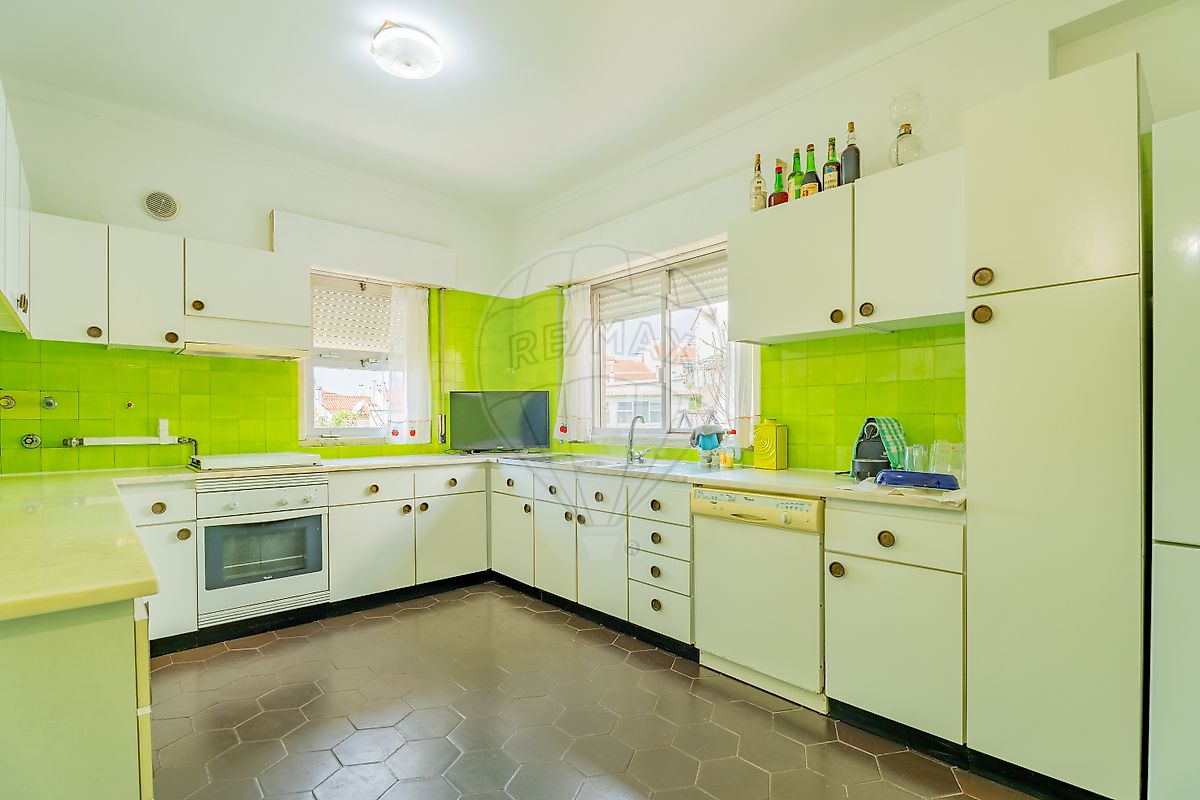 Moradia T6 para arrendamento