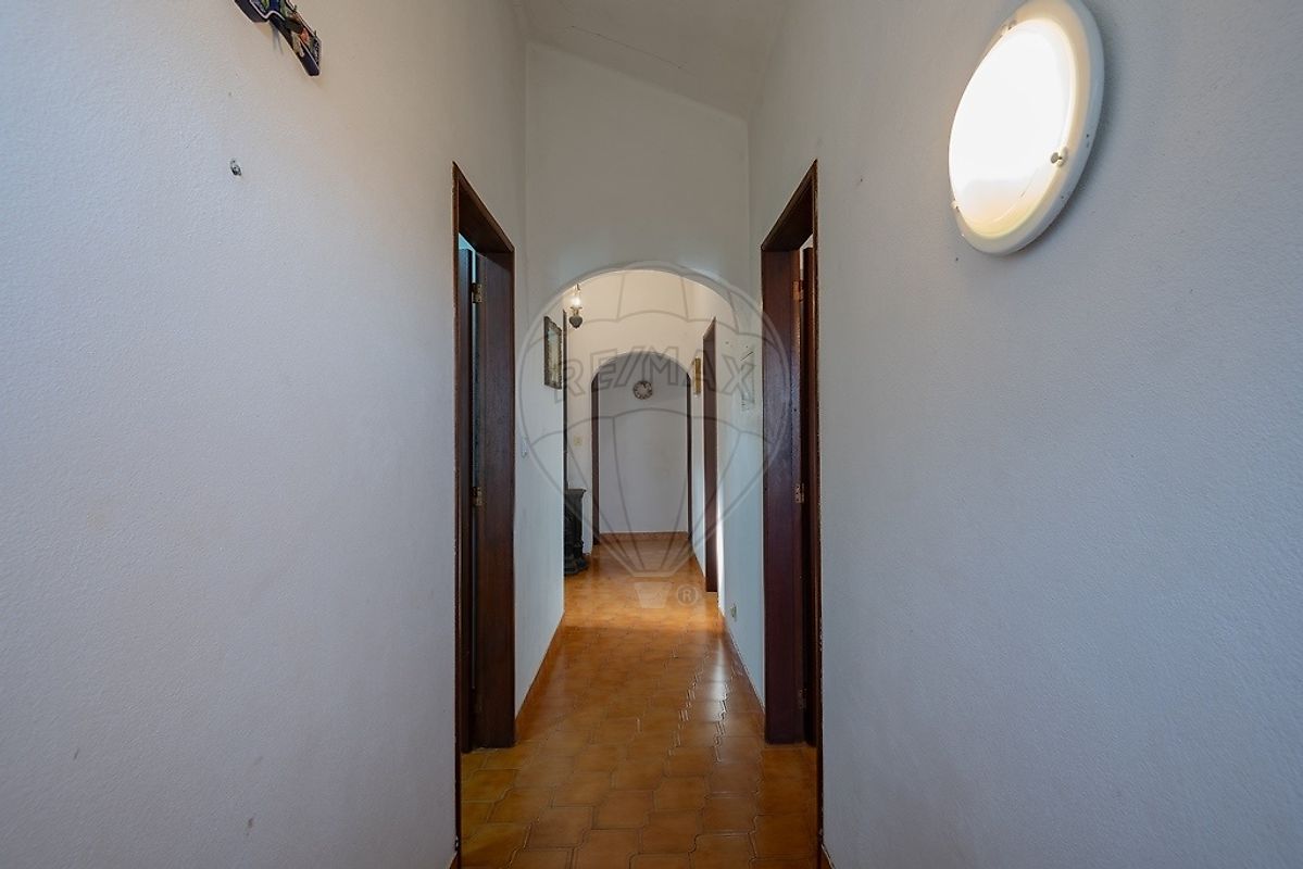 Moradia T5 para venda