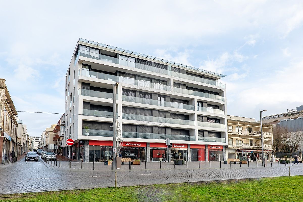 Apartamento T4 para venda