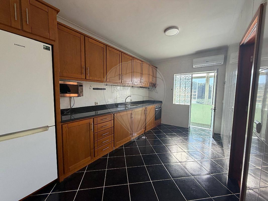 Apartamento T3 para arrendamento