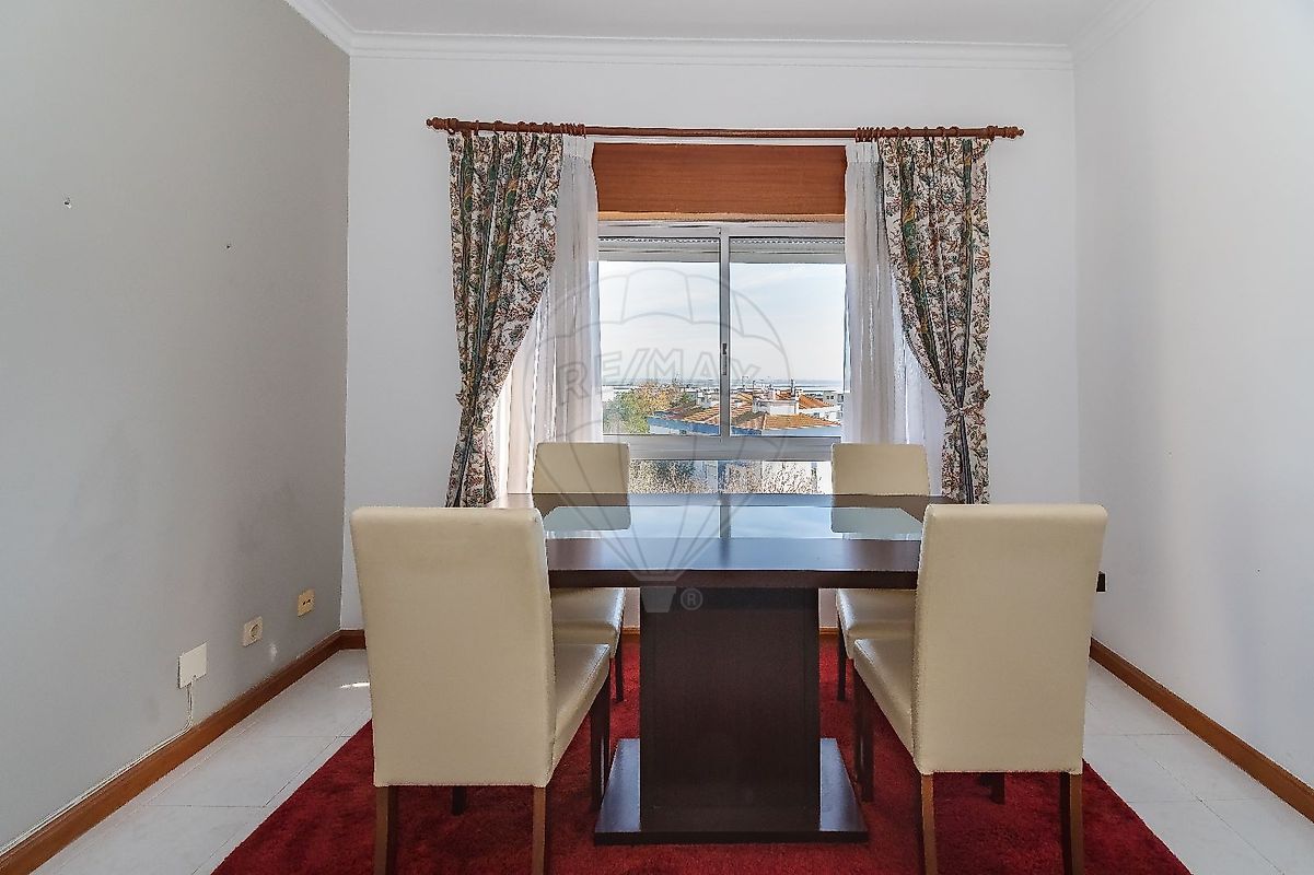 Apartamento T2 para arrendamento