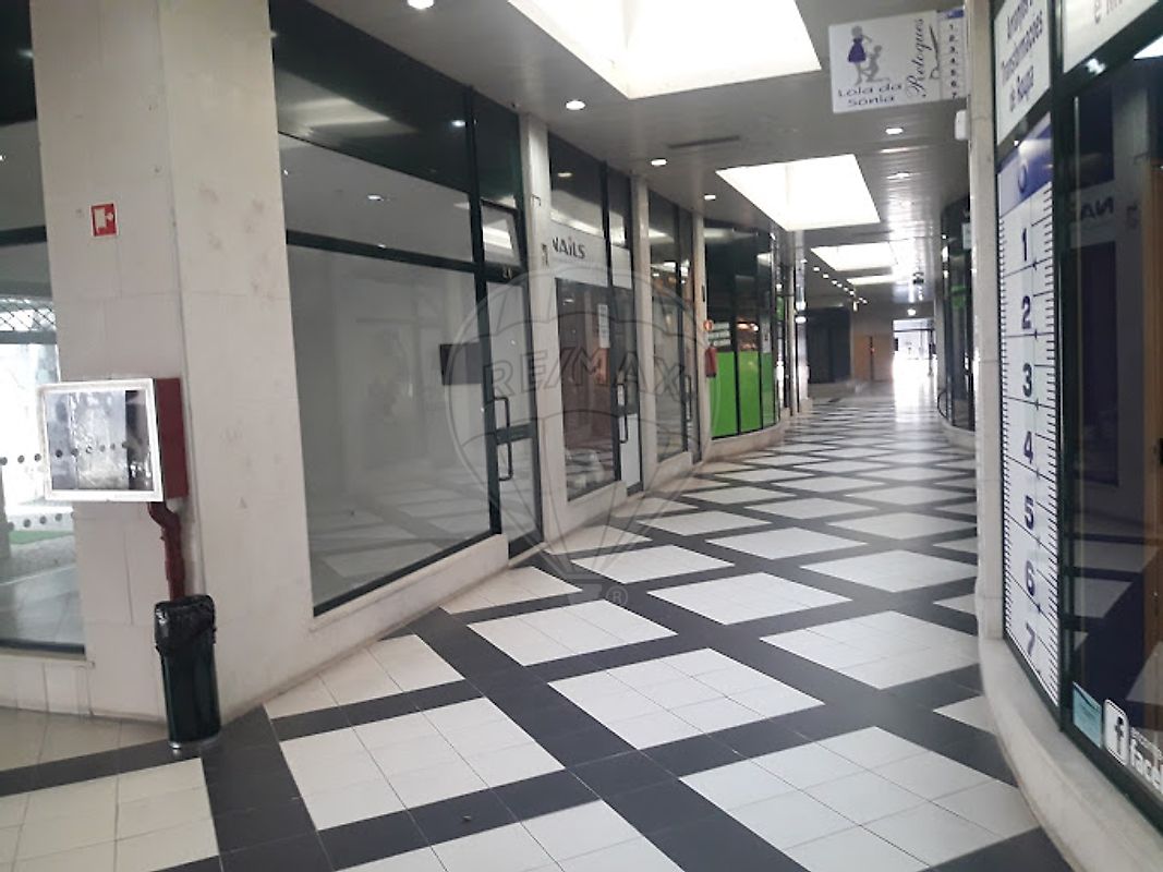 Loja  para arrendamento