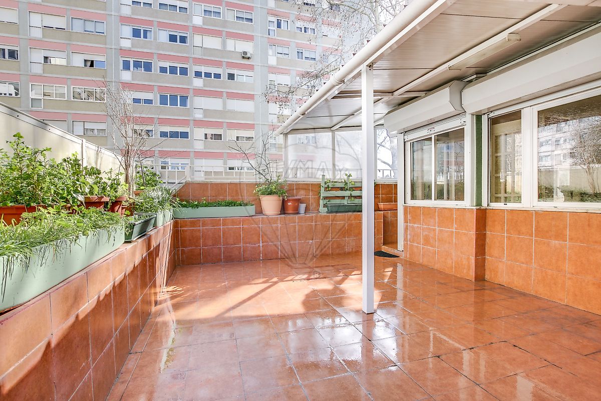 Apartamento T2 para arrendamento