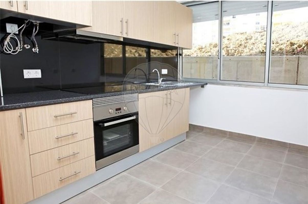 Apartamento T1 para arrendamento