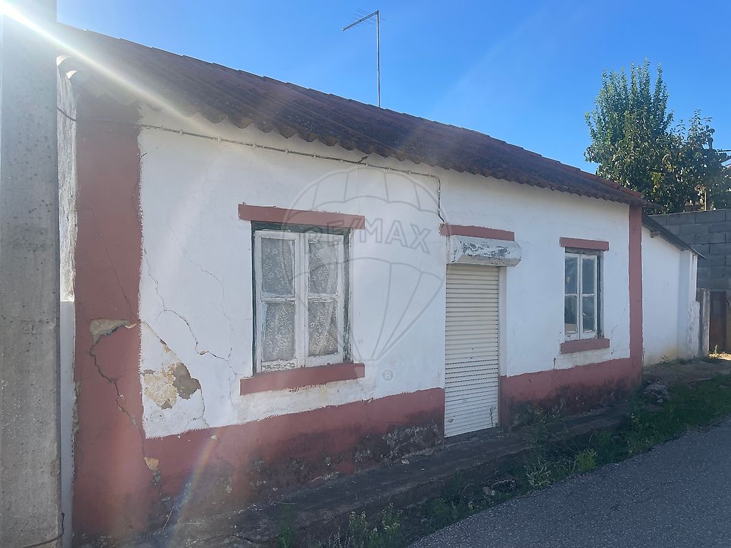 Moradia T2 para venda