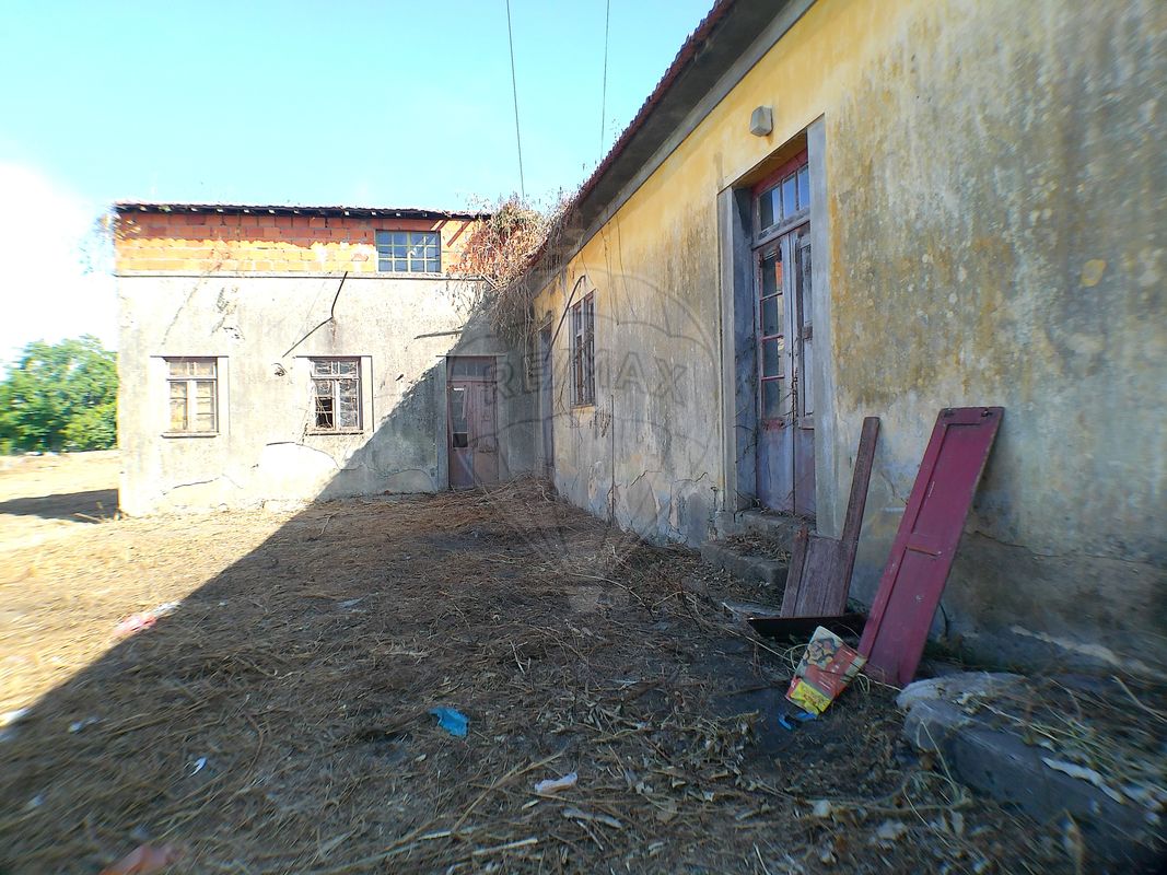 Moradia T2 para venda