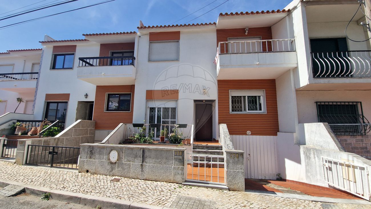 Moradia T5 para venda