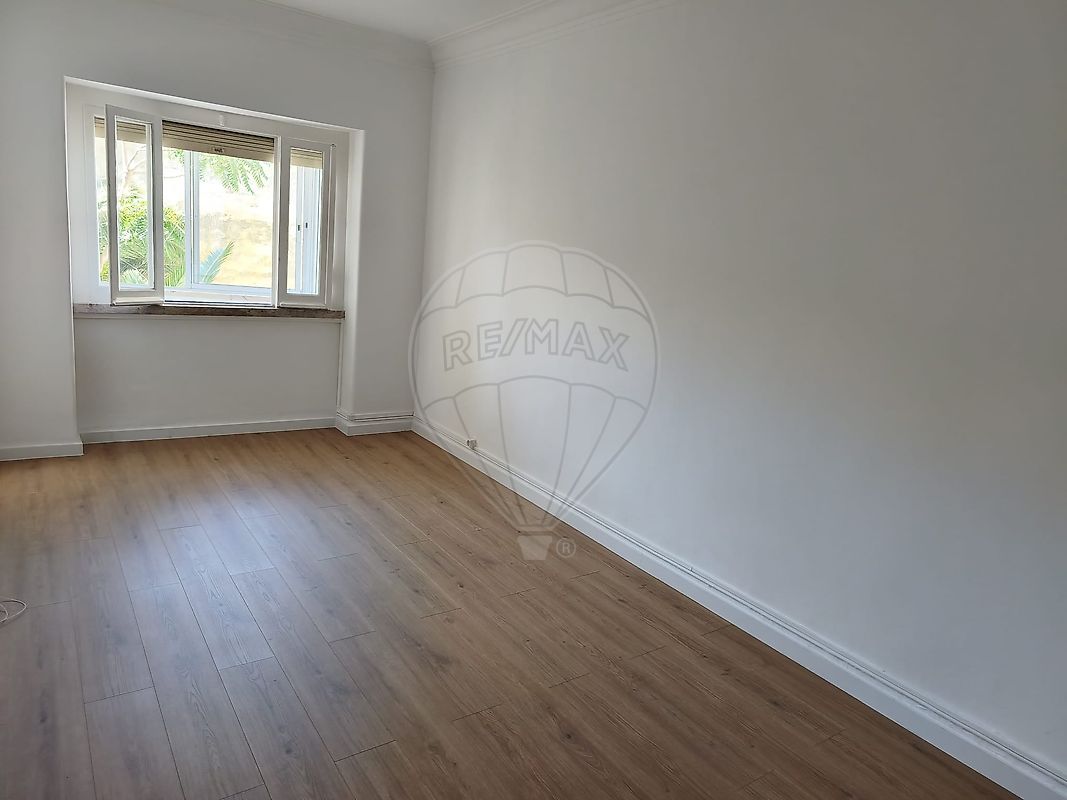 Apartamento T1 para arrendamento