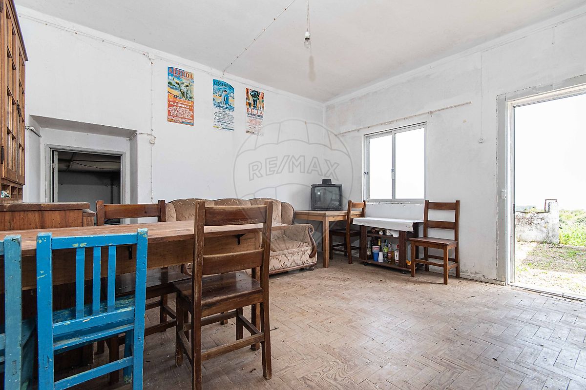 Moradia T2 para venda