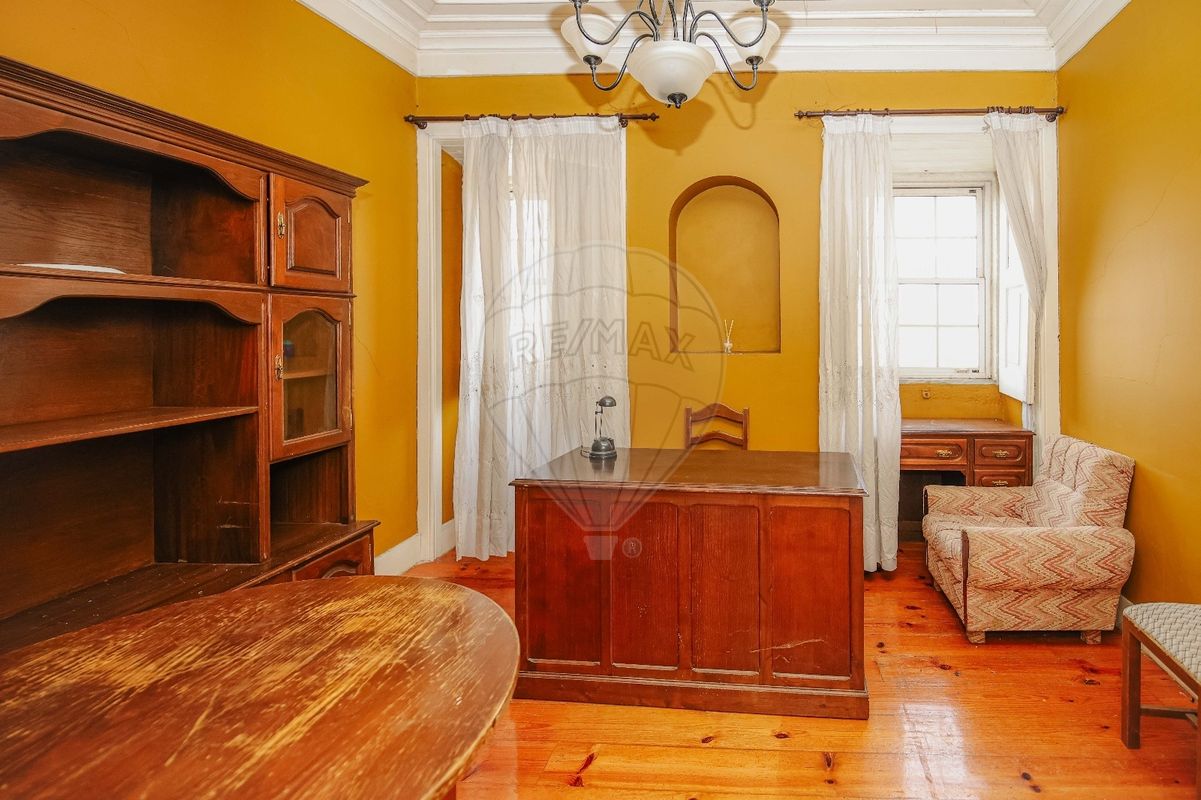 Moradia T11 para venda