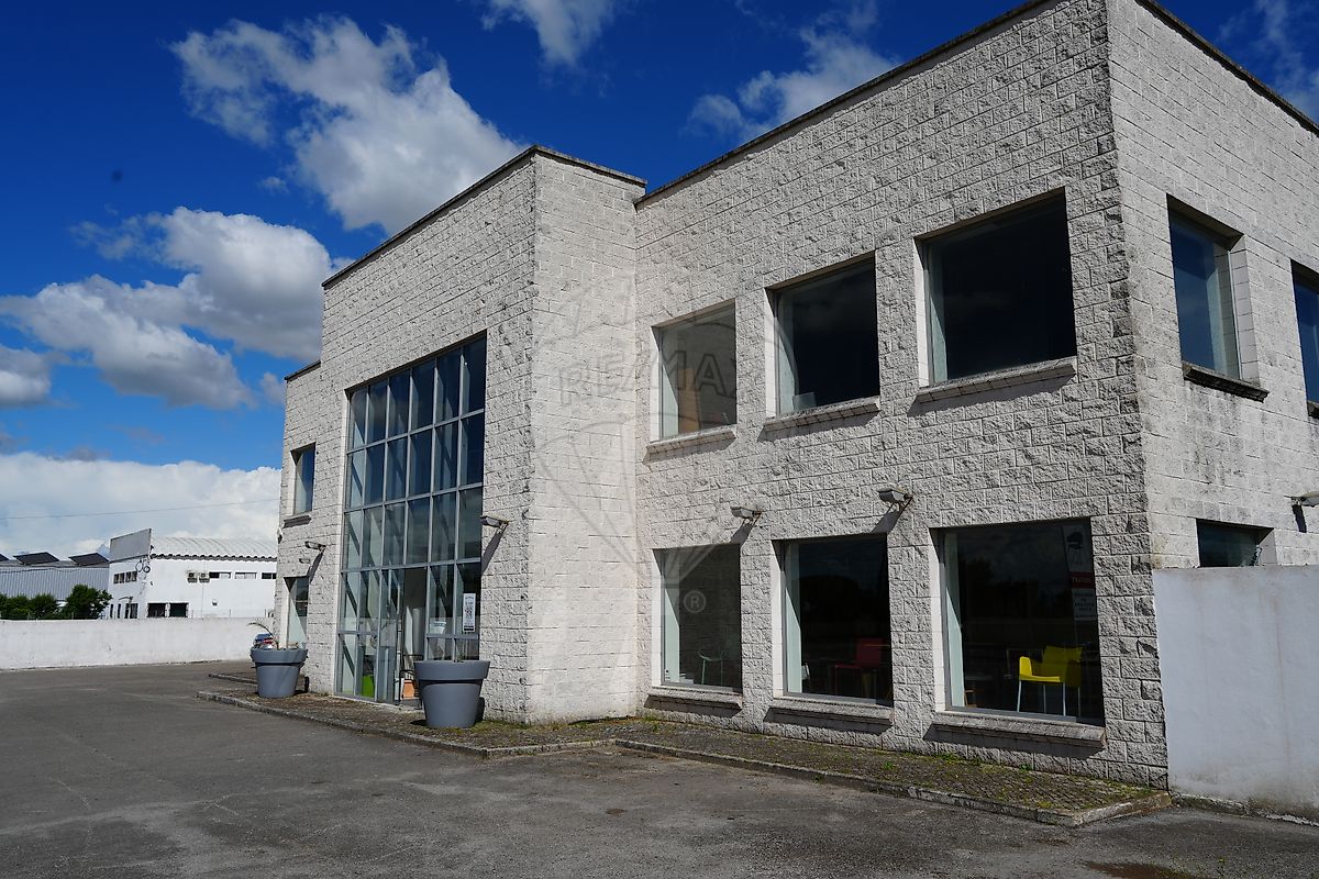 Loja  para arrendamento