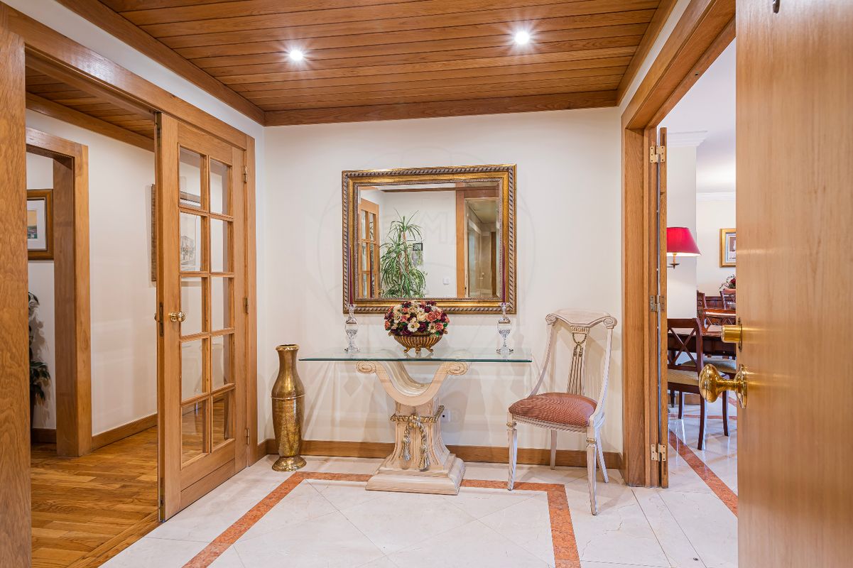 Apartamento T5 para venda