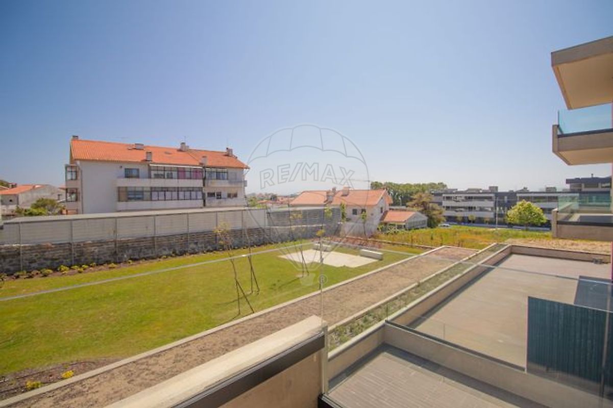 Apartamento T2 para arrendamento