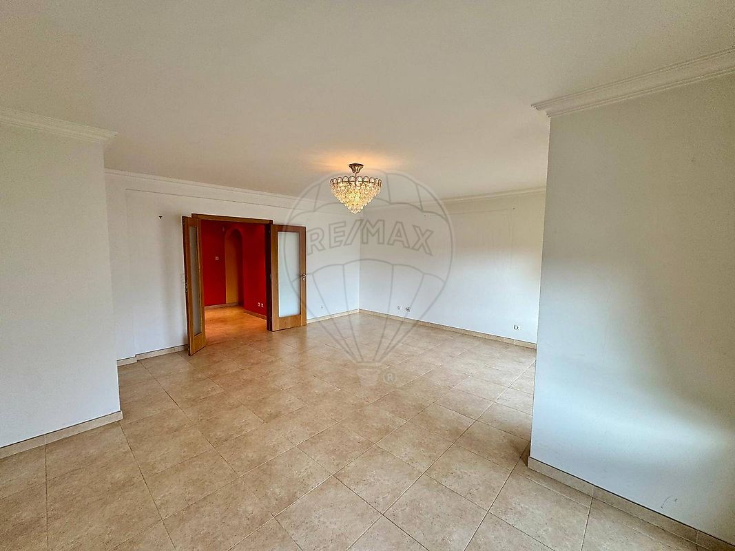 Apartamento T3 para arrendamento