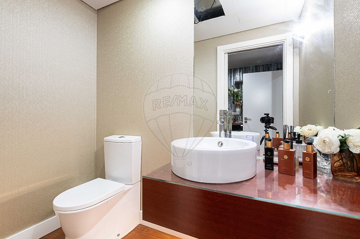 Apartamento T4 para venda