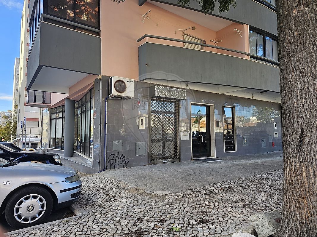 Loja  para arrendamento