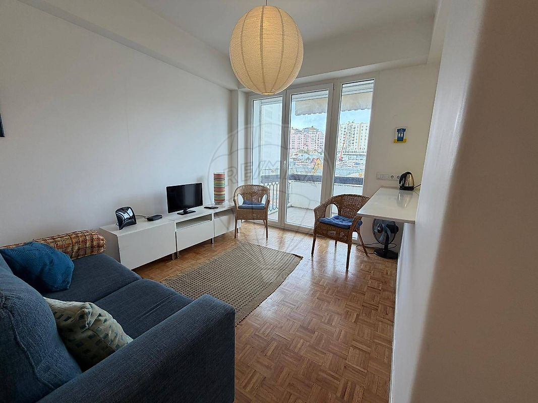 Apartamento T1 para arrendamento