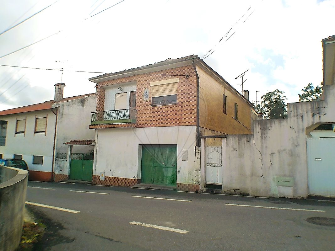 Moradia T4 para venda