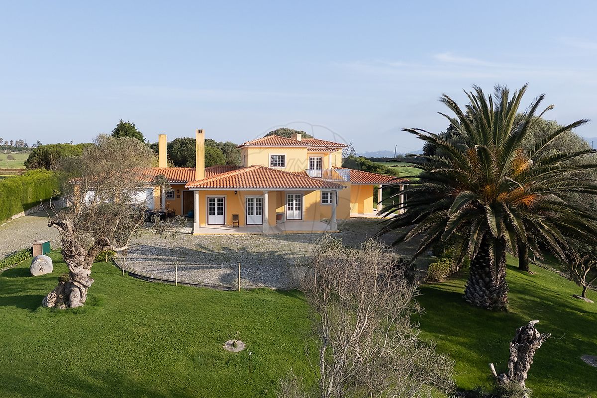 Moradia T4 para venda