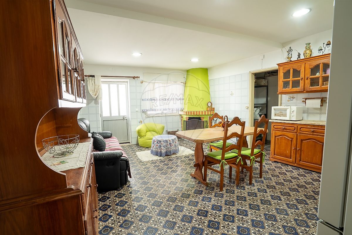 Moradia T2 para venda