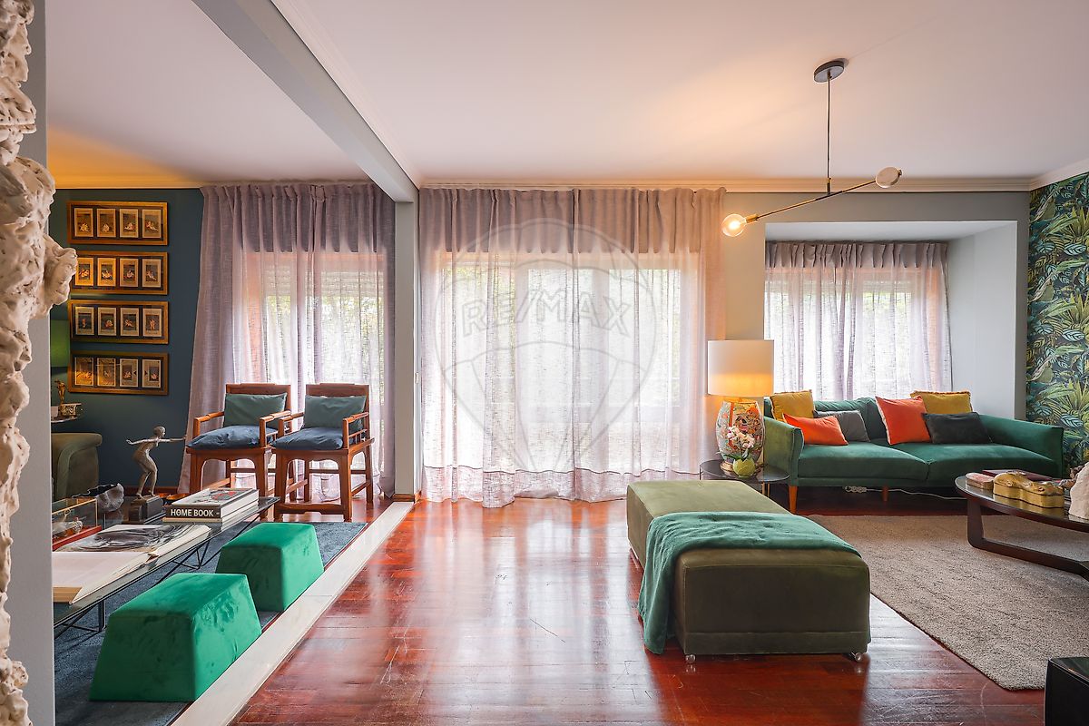 Apartamento T4 para venda