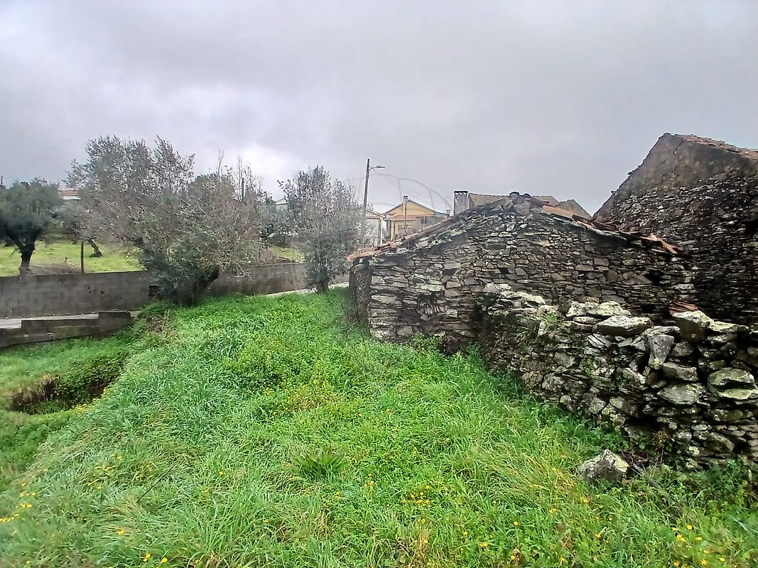 Moradia T2 para venda