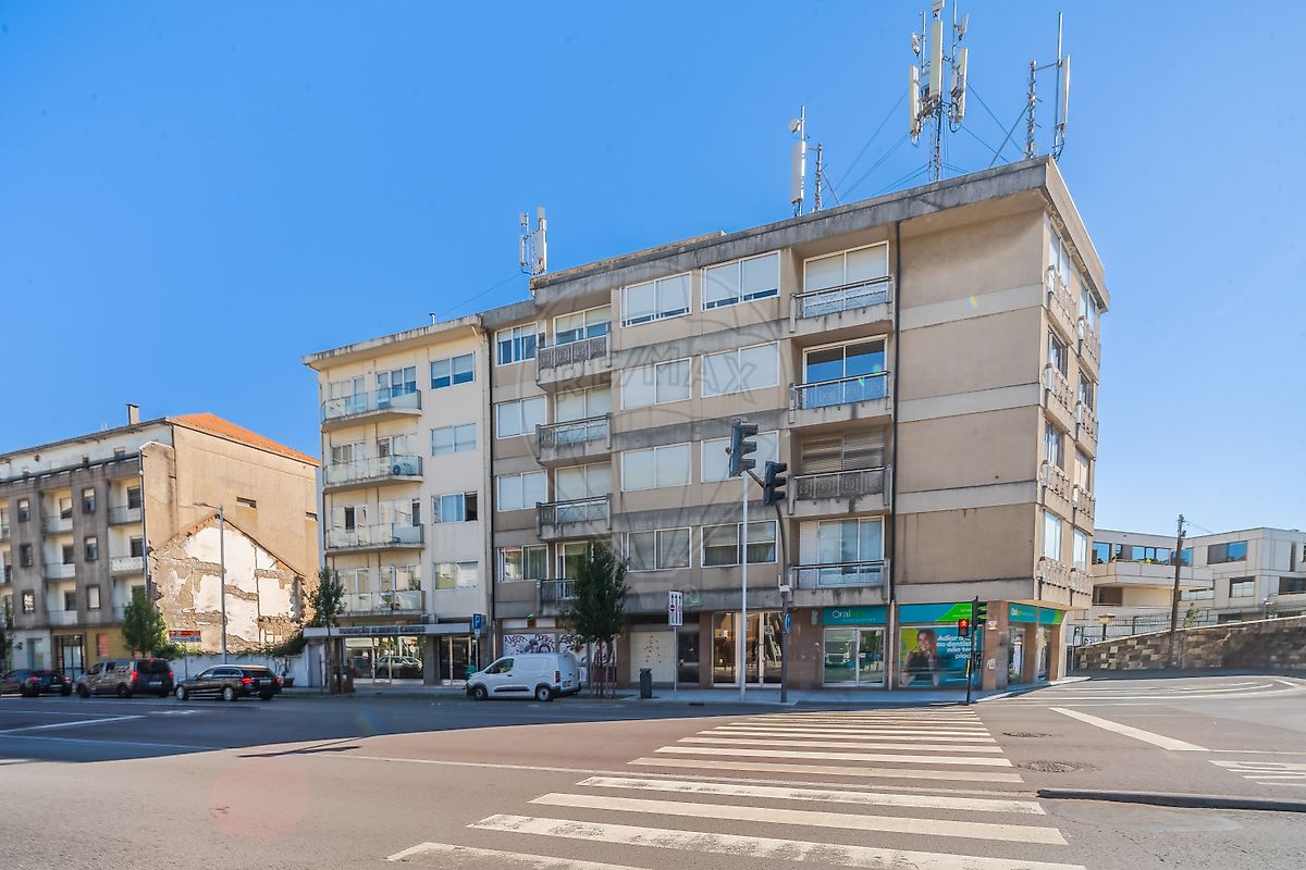 Apartamento T4 para venda