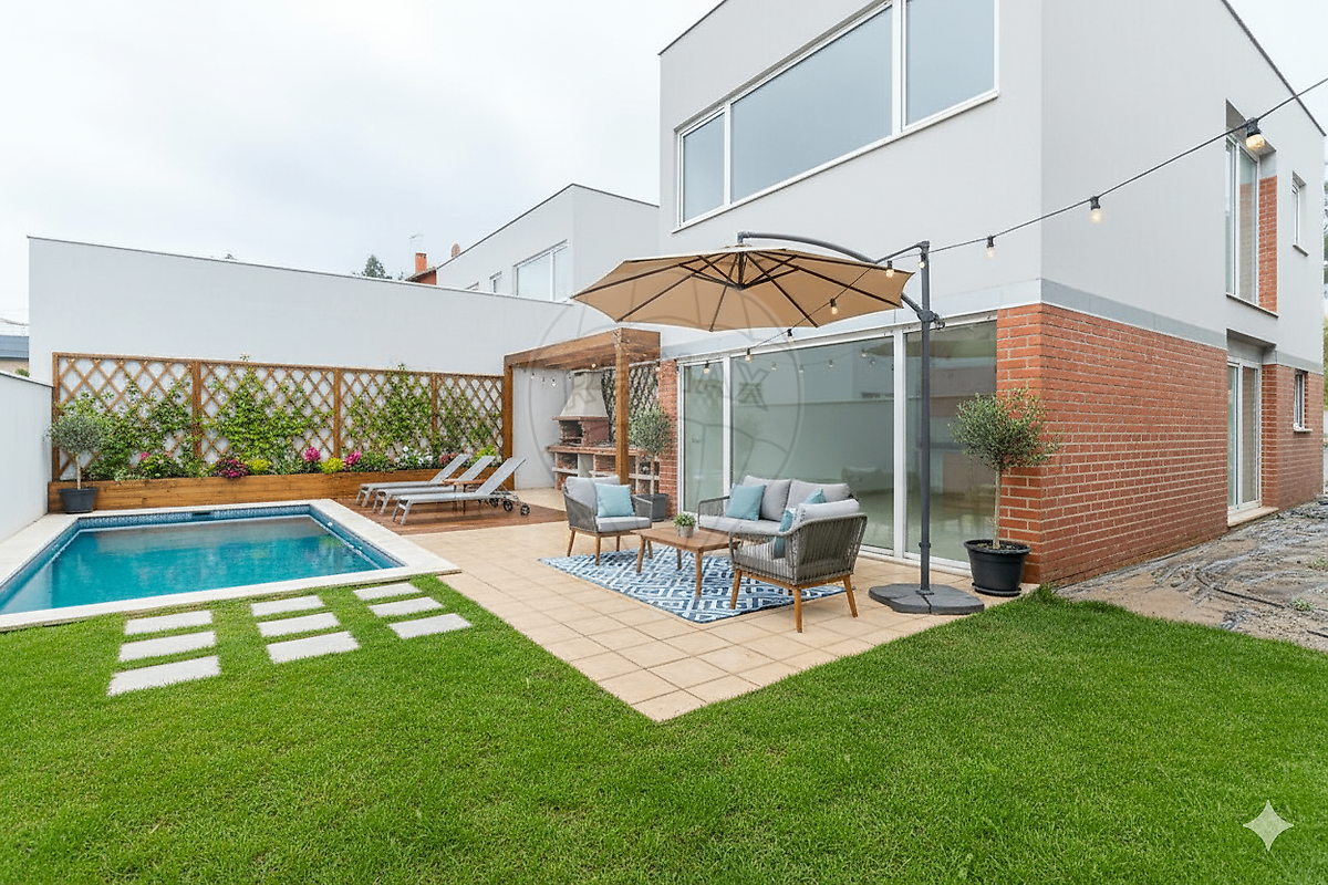 Moradia T4 para venda