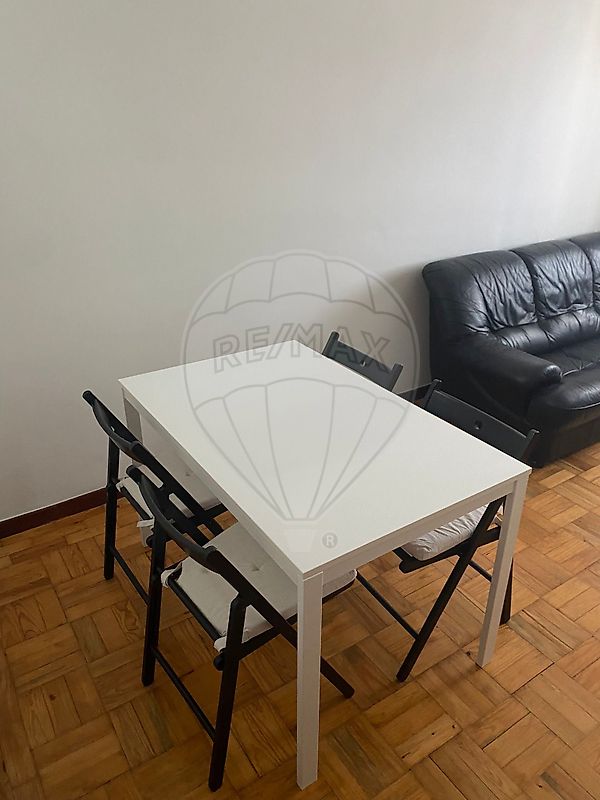 Apartamento T2 para arrendamento