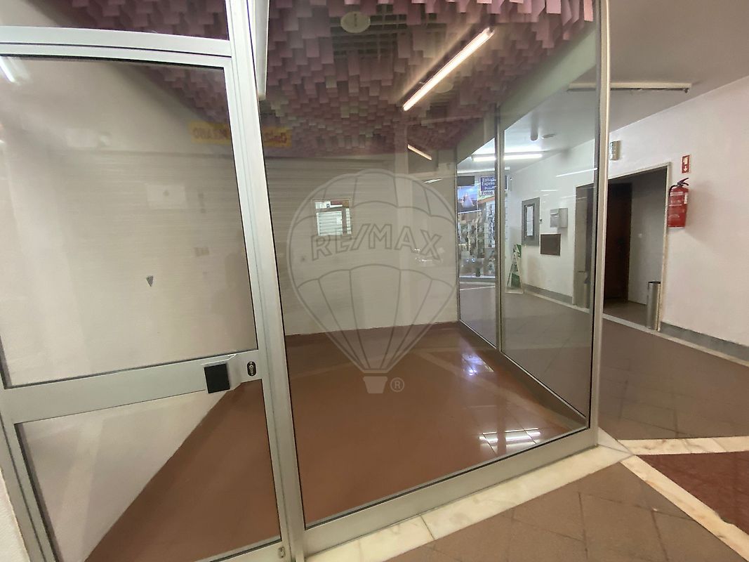 Loja  para arrendamento