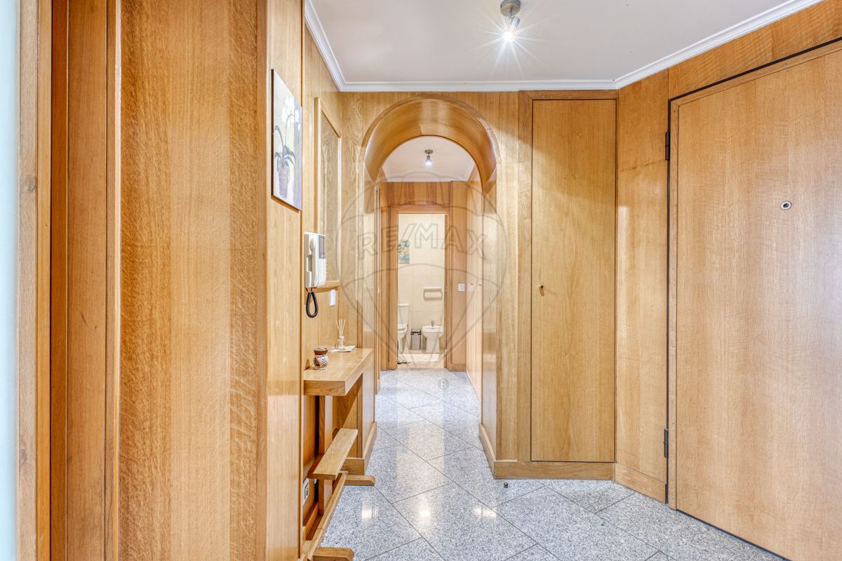 Apartamento T5 para venda