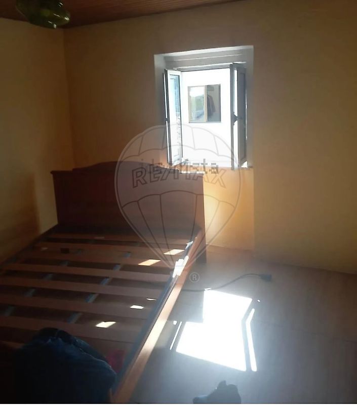 Moradia T4 para venda